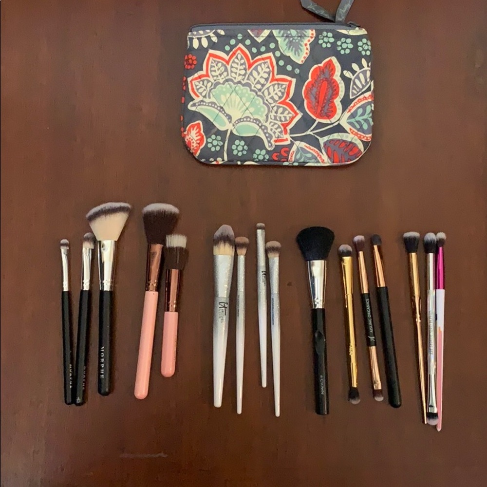 Makeup brushes and Vera Bradley bag